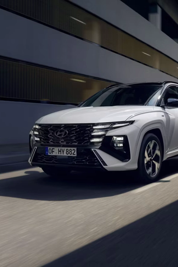 Hyudndai testna vožnja. Isprobaj Hyundai model iz vozačke perspektive.